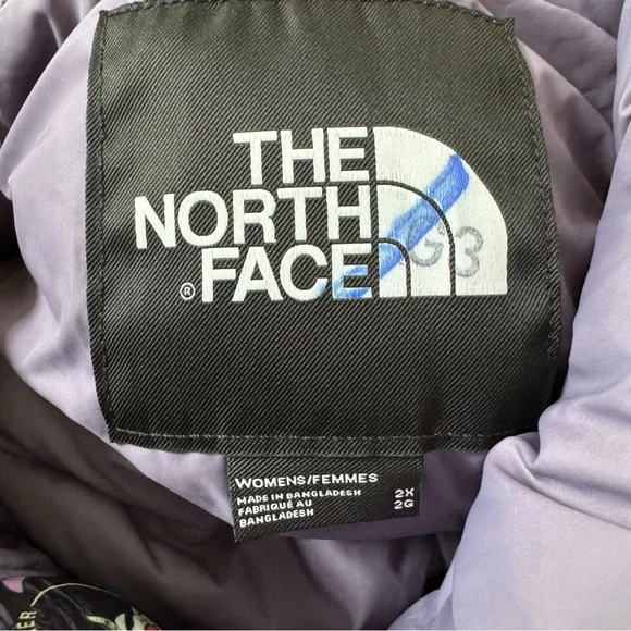 The North Face Purple and Black Puffer Jacket - Picture 9 of 10